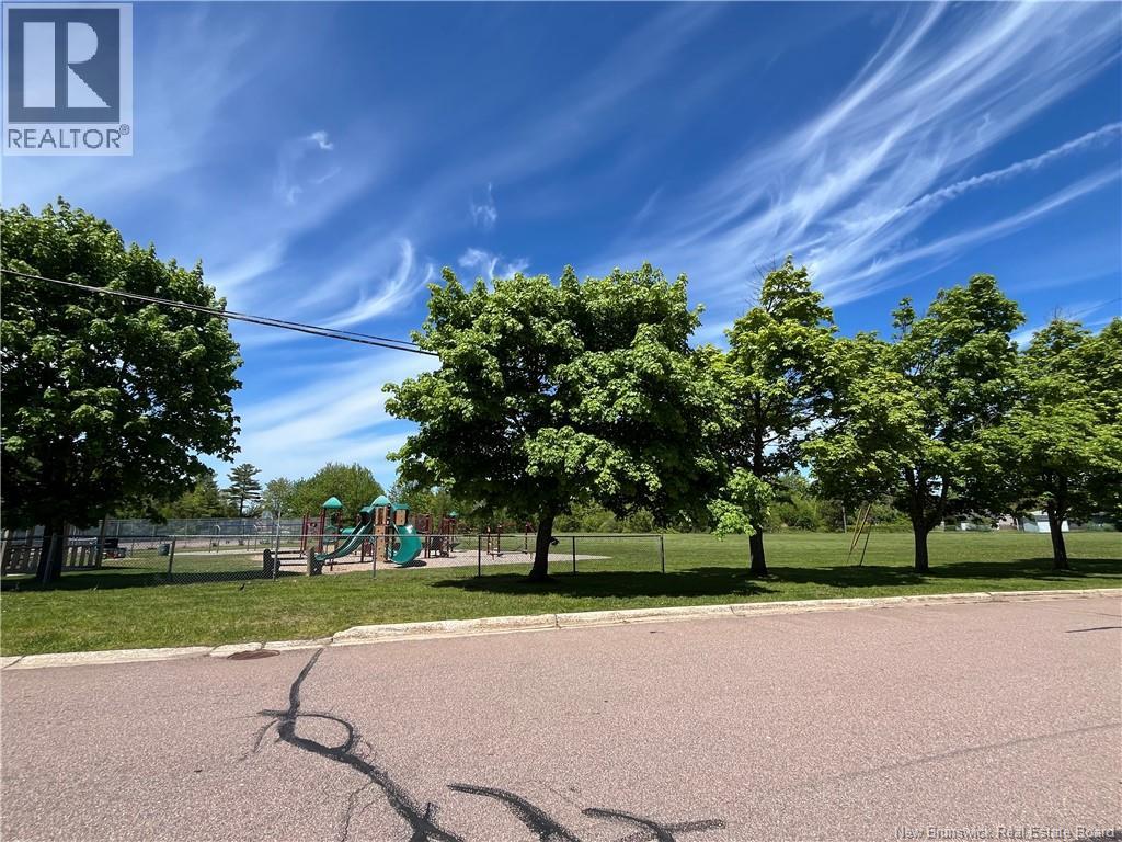 165 Wentworth Drive - 46