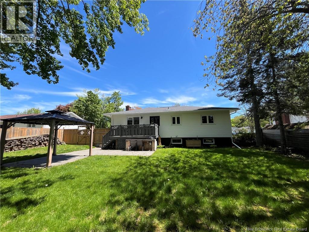165 Wentworth Drive - 44