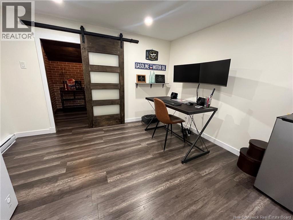165 Wentworth Drive - 30