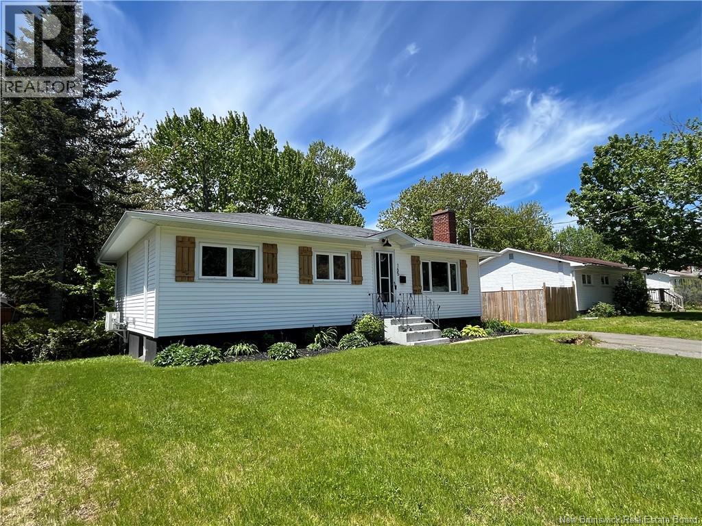 165 Wentworth Drive - Image 3