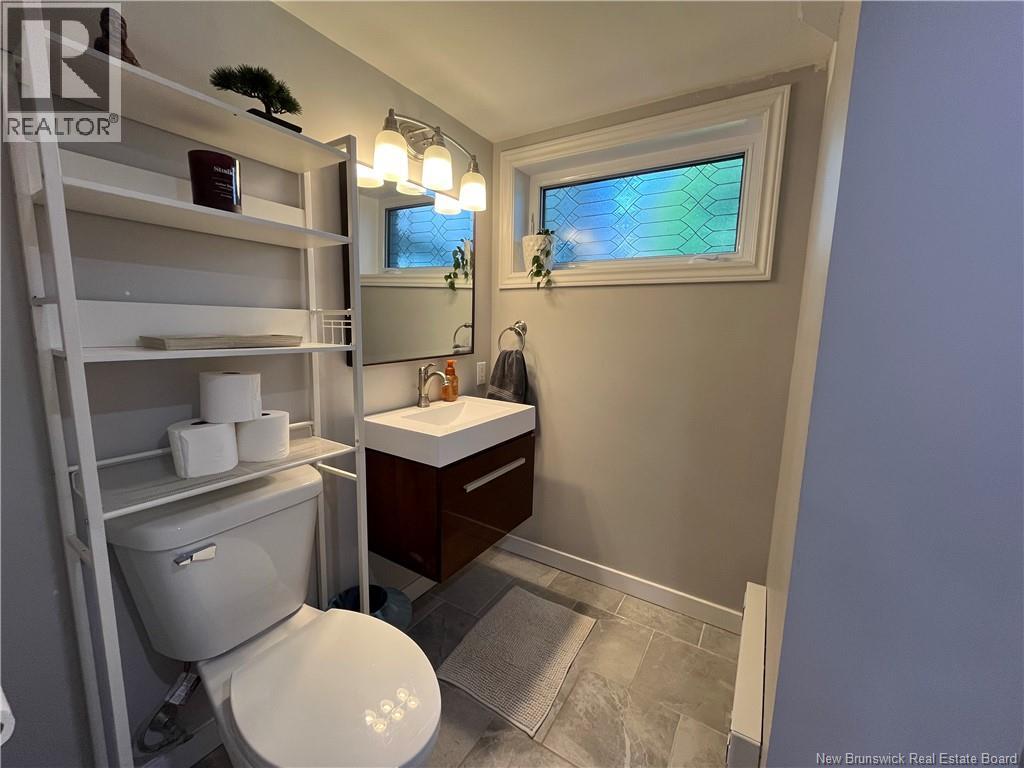 165 Wentworth Drive - 33