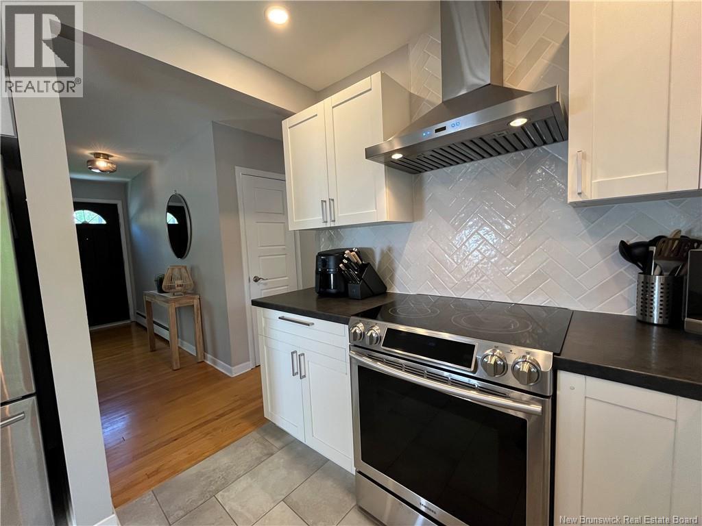 165 Wentworth Drive - 16