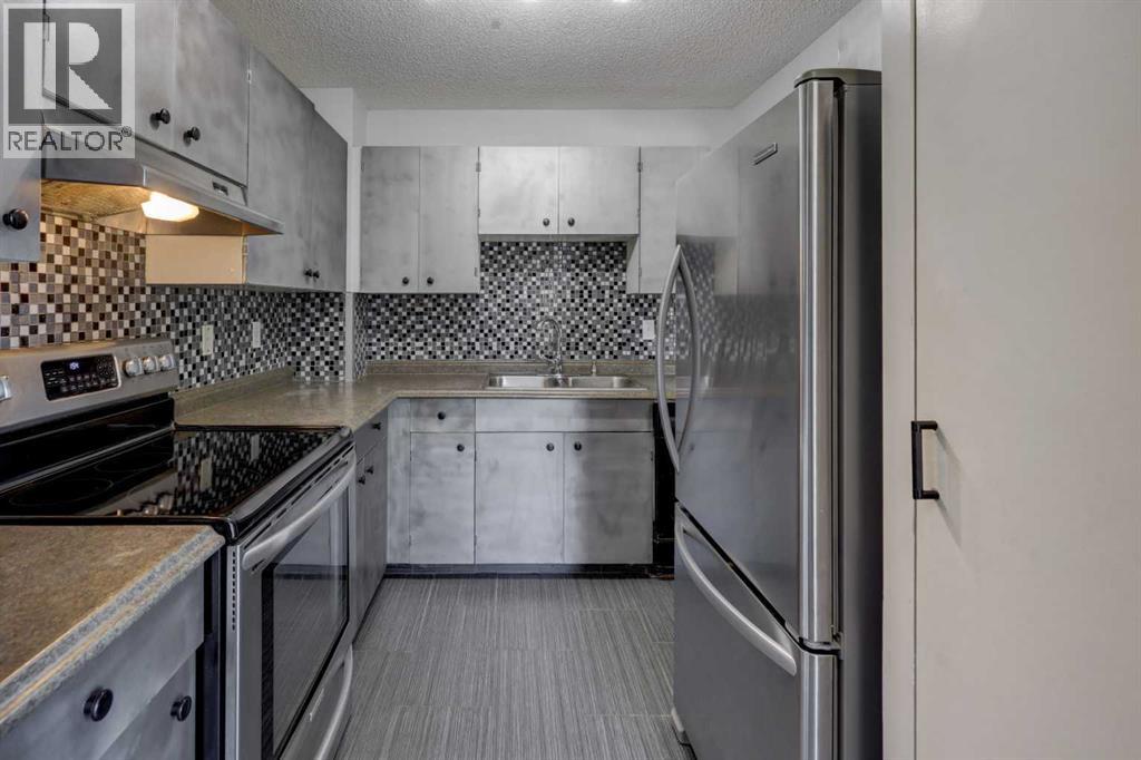 #24 116 Silver Crest Drive - 3