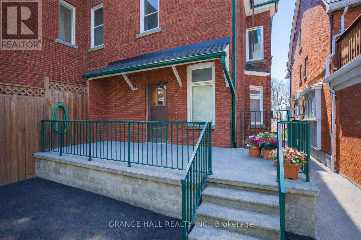 1544 KING STREET W - 12