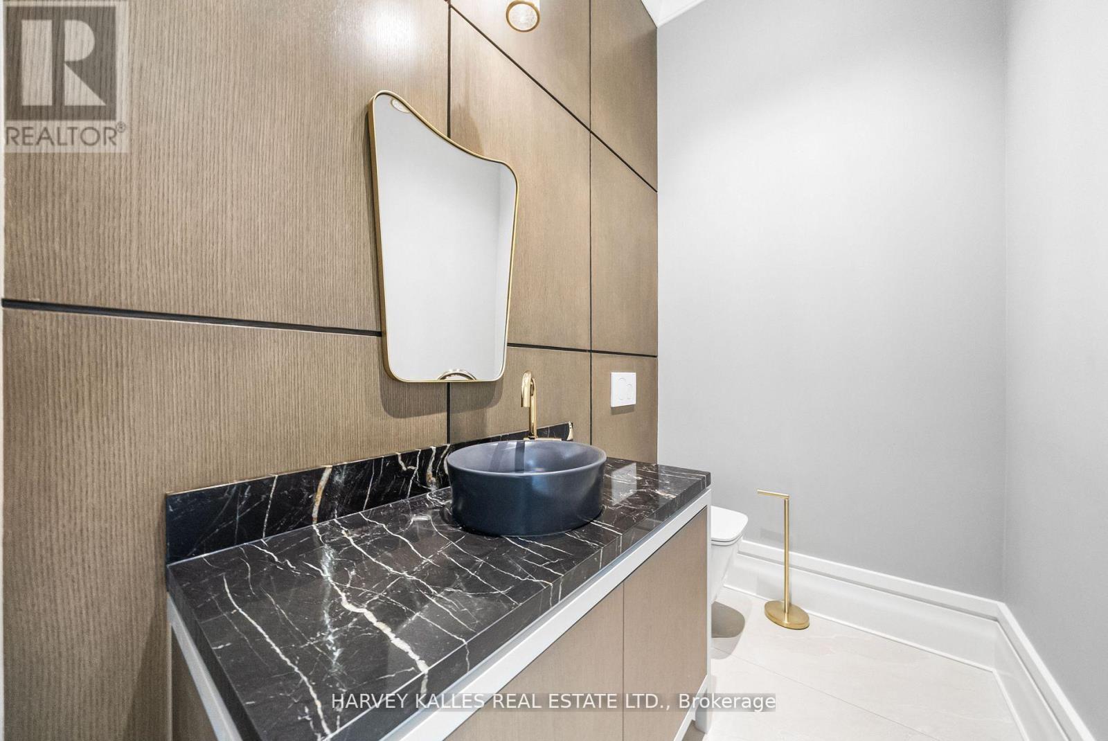 163 CORTLEIGH BOULEVARD - 11