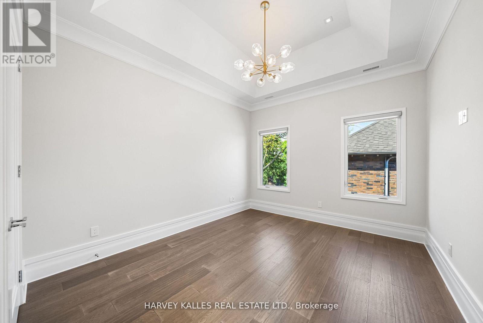 163 CORTLEIGH BOULEVARD - 34