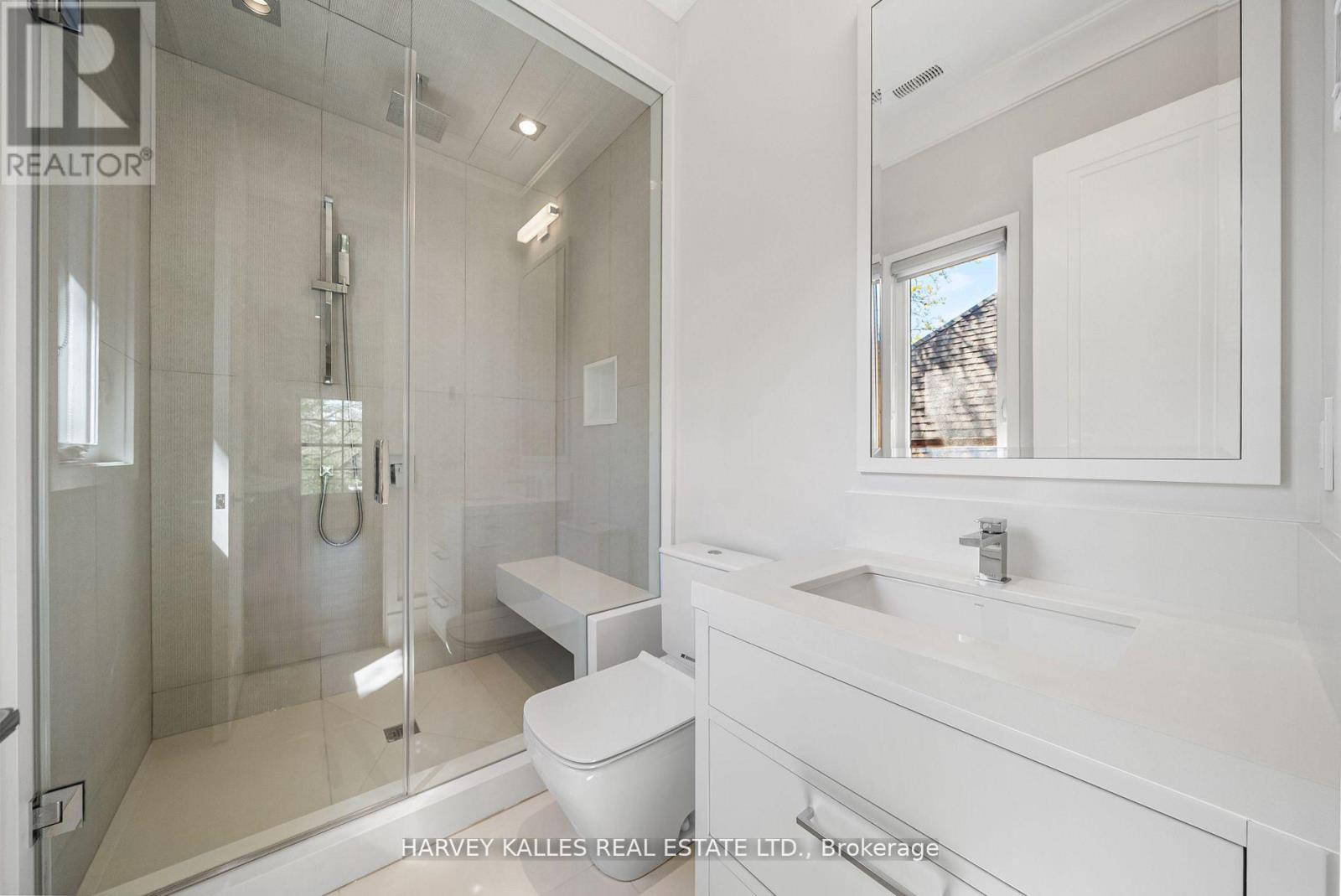 163 CORTLEIGH BOULEVARD - 40