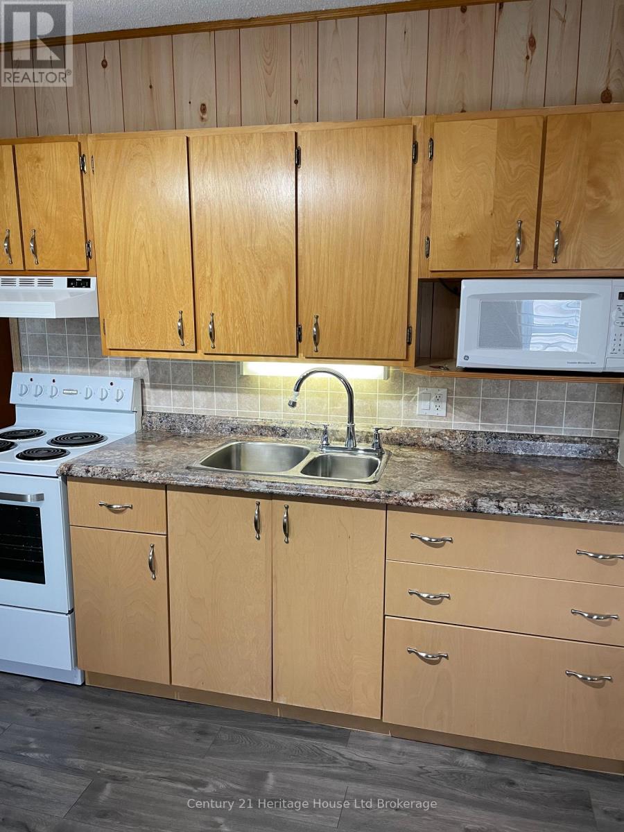 1-bedroom home for sale at 6B CRANBERRY ROAD, Tillsonburg ON · photo 11 of 21