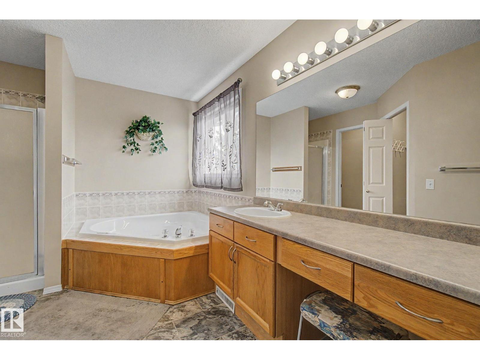 4113 36A AV NW NW - 38