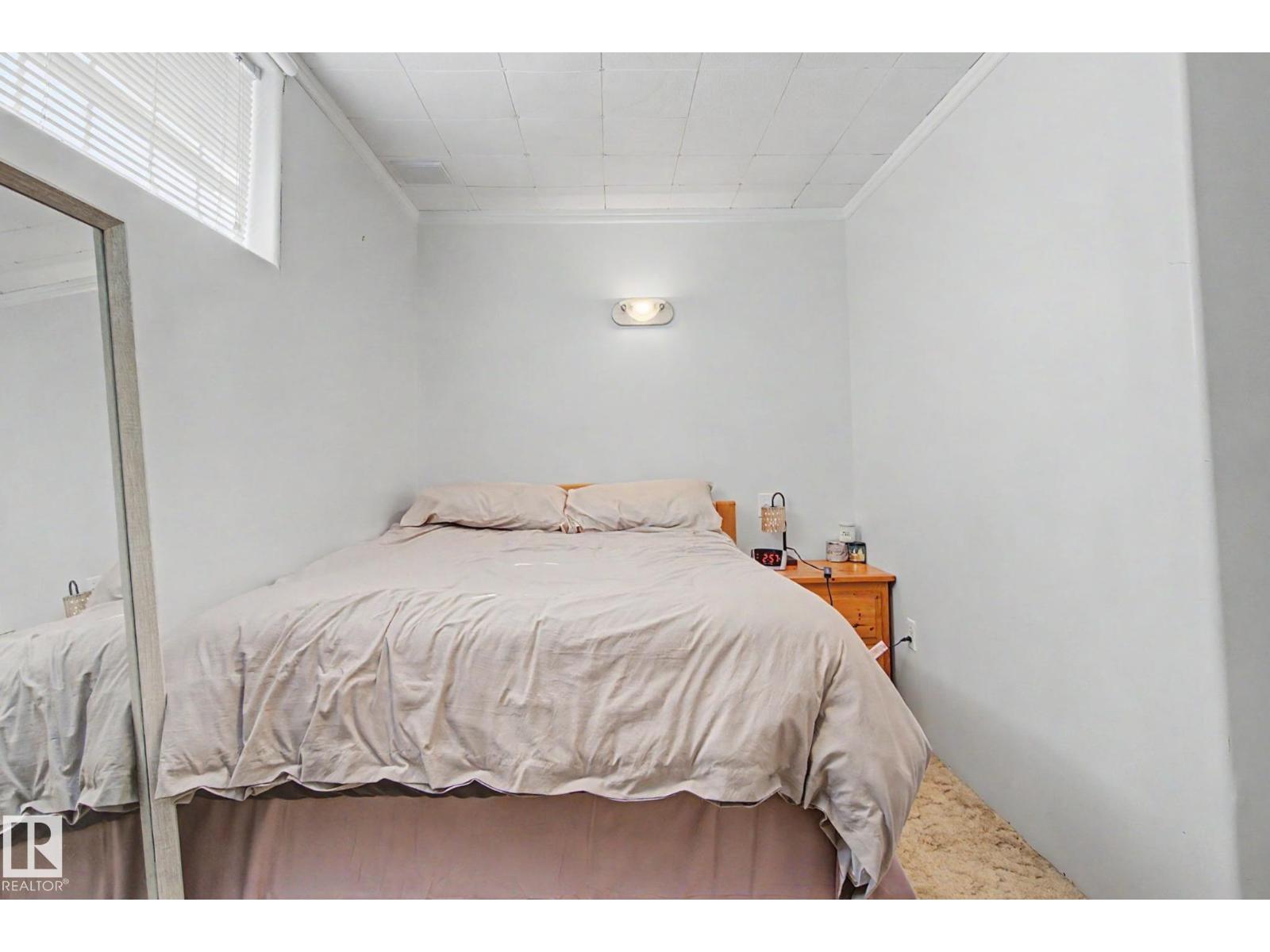 4113 36A AV NW NW - 55