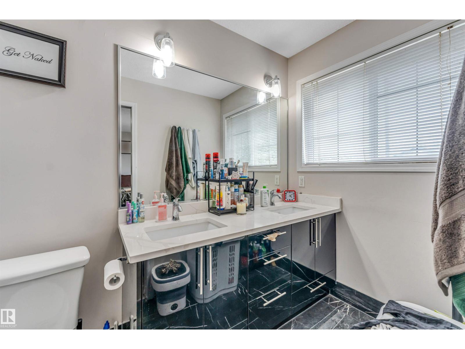 3519 22 ST NW NW - 35