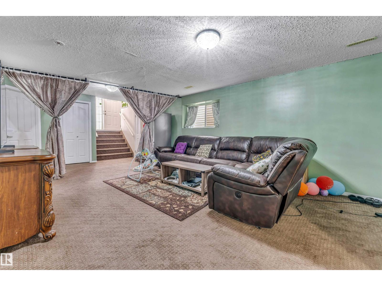 3519 22 ST NW NW - 42