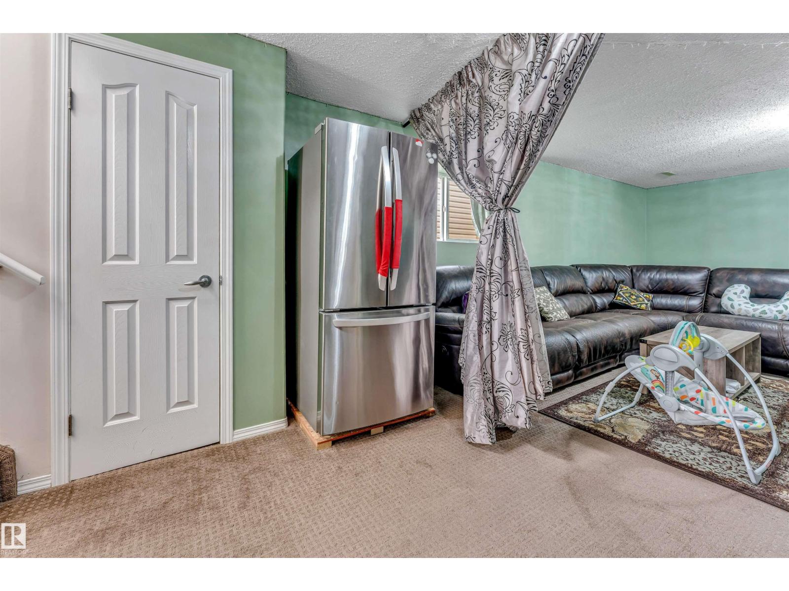 3519 22 ST NW NW - 44