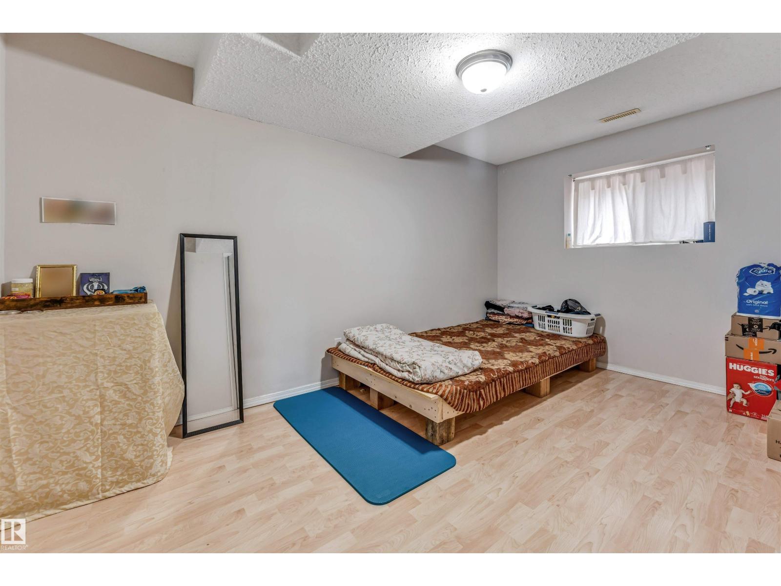 3519 22 ST NW NW - 48