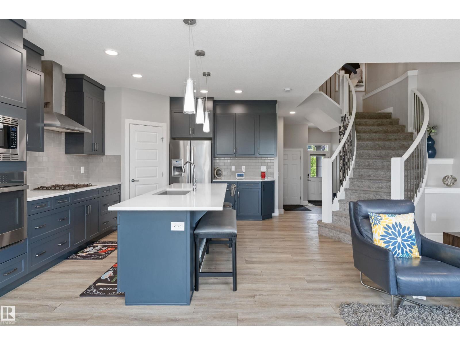 2933 CHOKECHERRY CM SW - 11