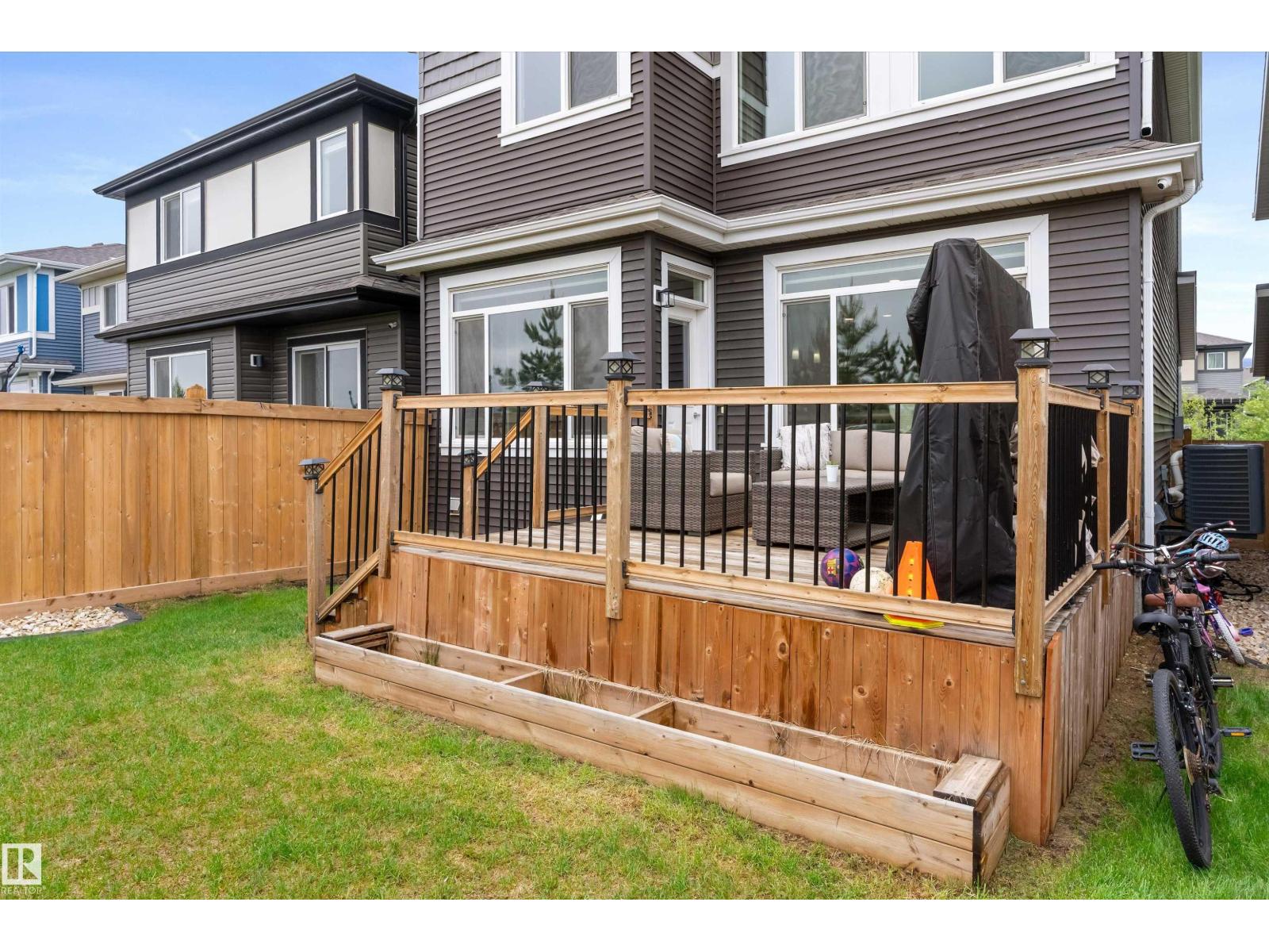 2933 CHOKECHERRY CM SW - 50