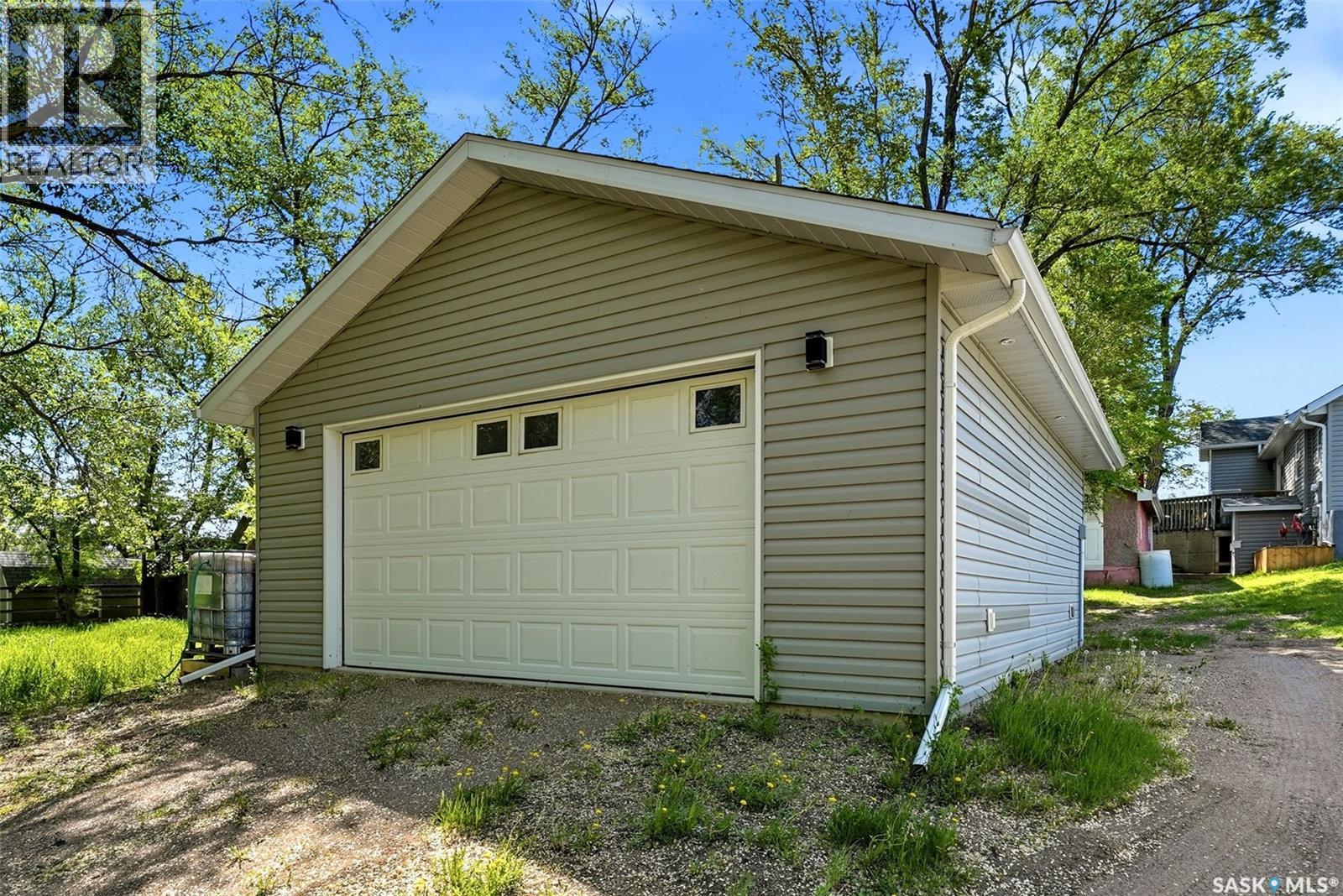 228 NICOLL AVENUE - 30