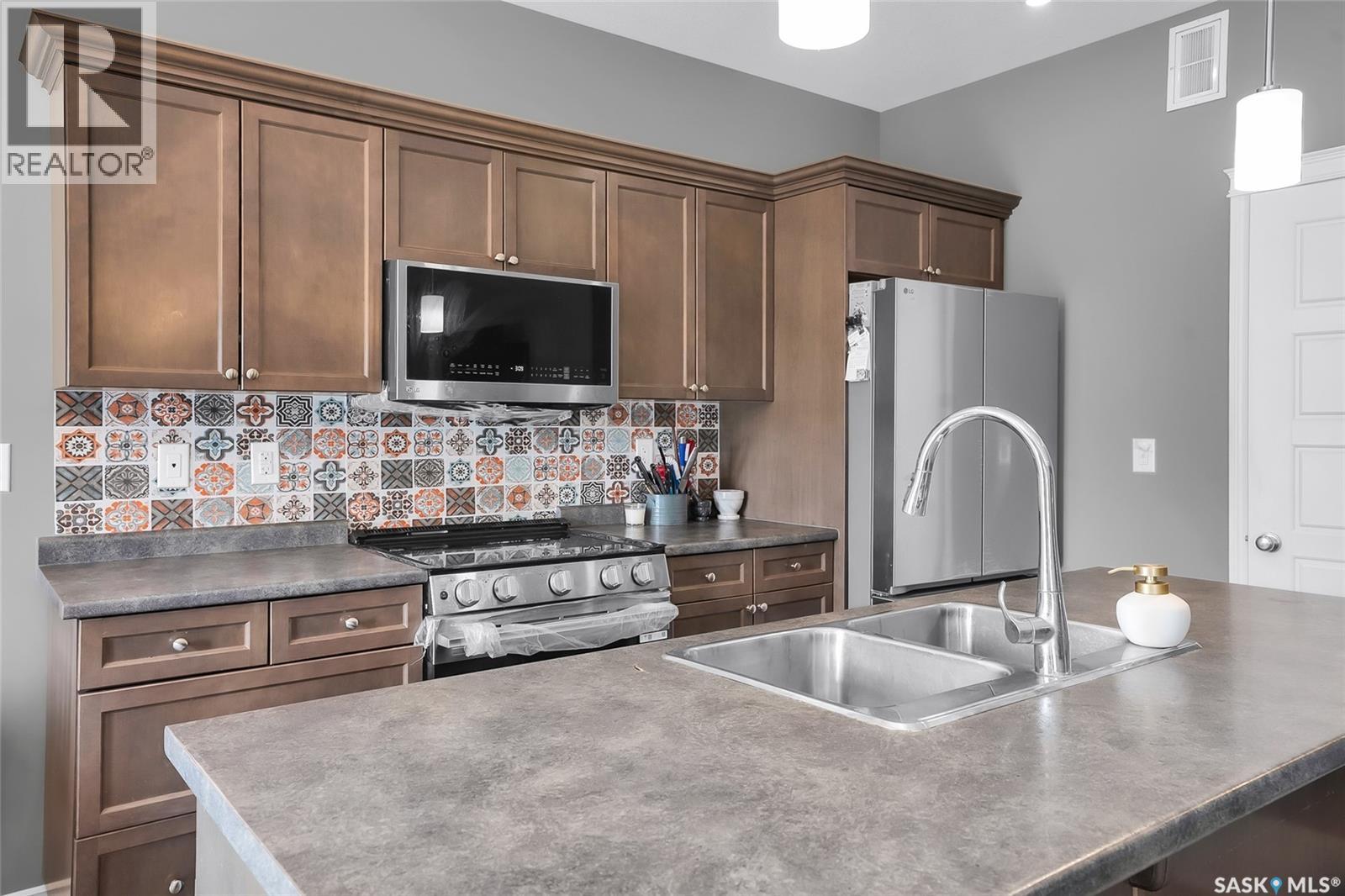 222 Pringle LANE - 9