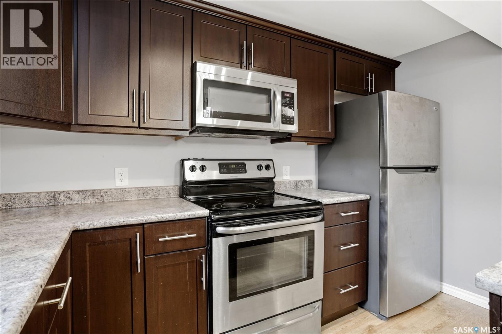 7344 6th AVENUE - 28