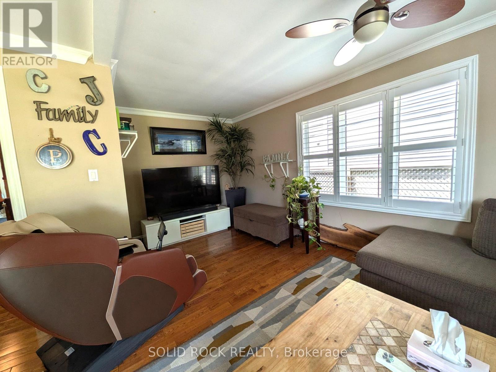 68 CREE AVENUE - 5