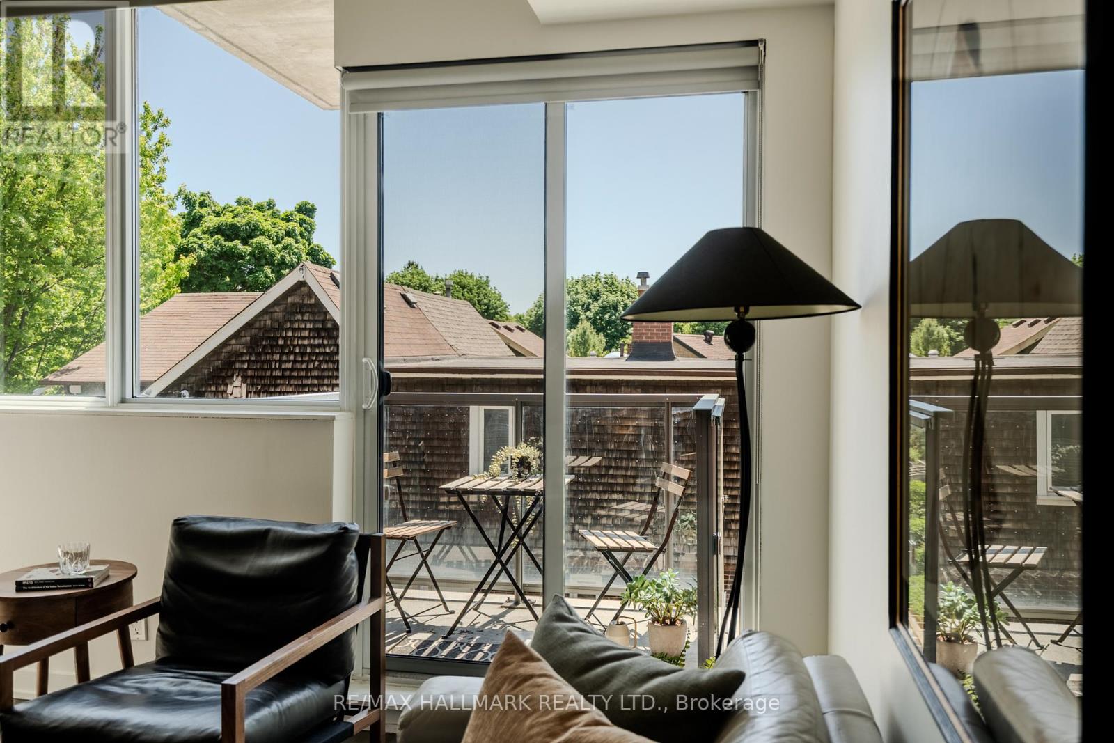 #201 60 HASLETT AVENUE - Image 3