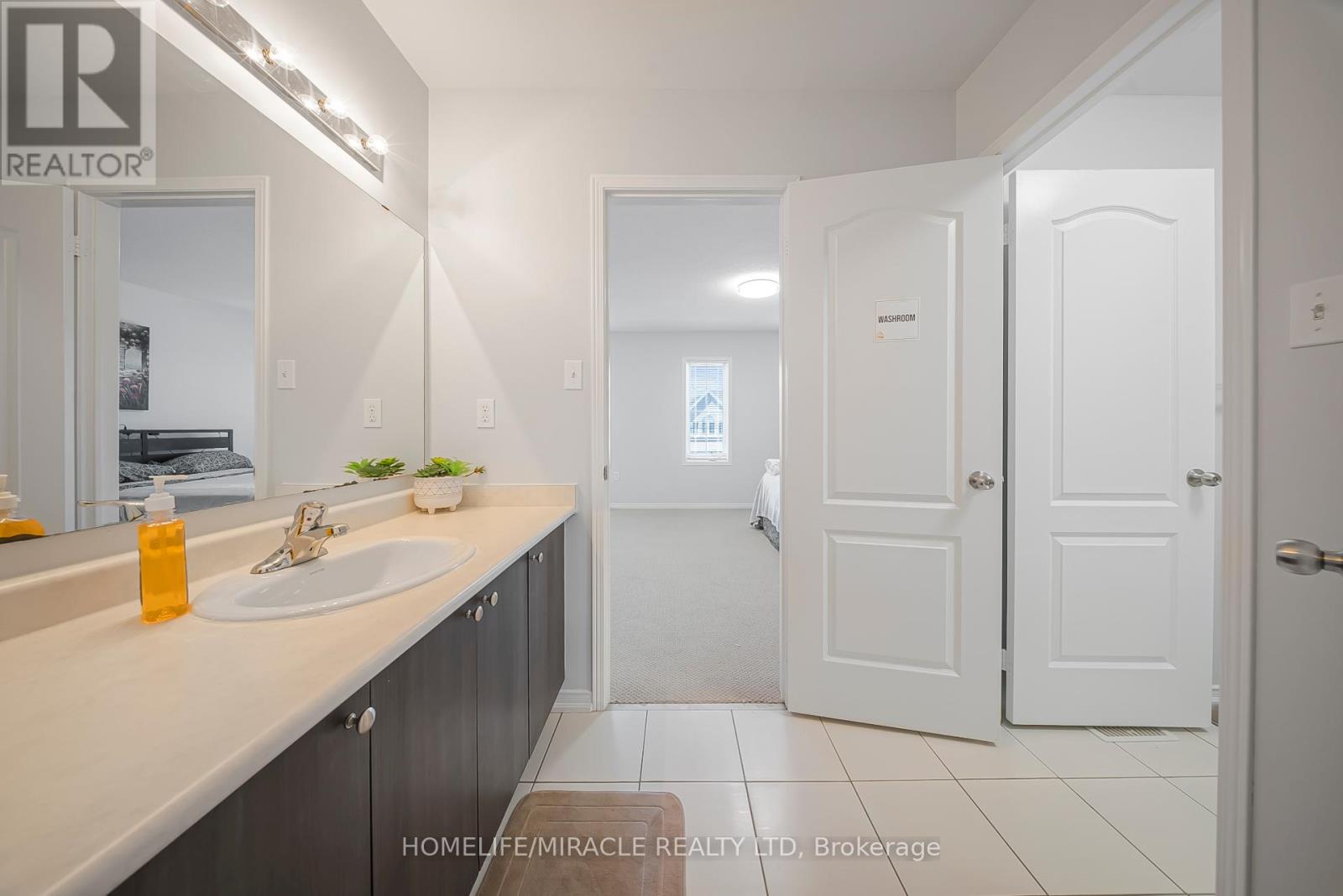 1867 ARBORWOOD DRIVE - 34