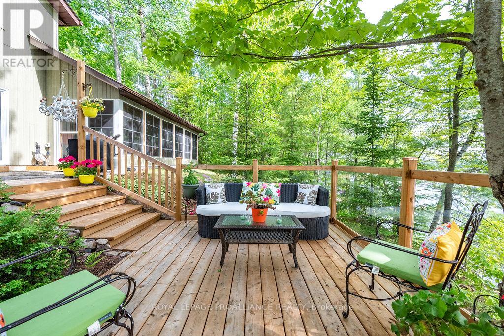 13 MAZINAW HEIGHTS ROAD N - 35