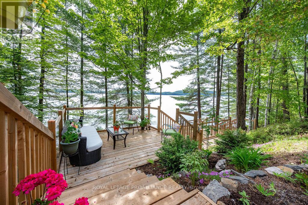 13 MAZINAW HEIGHTS ROAD N - 34