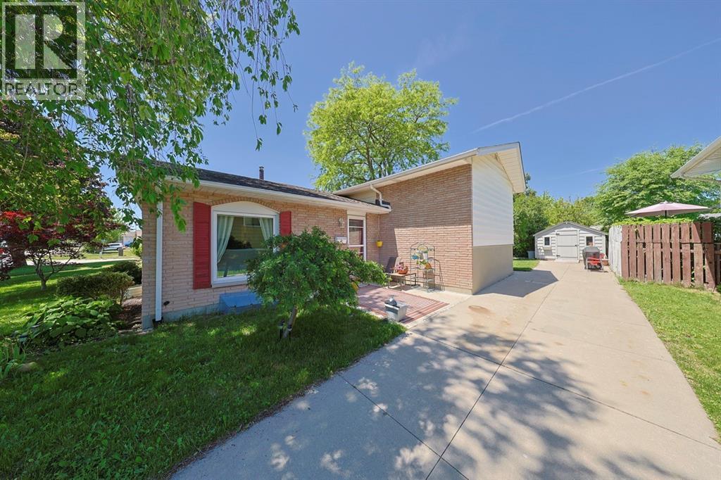 22 Turner DRIVE - 21
