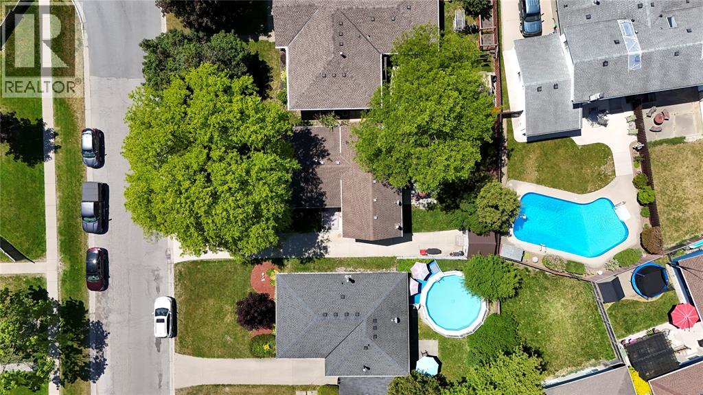 22 Turner DRIVE - 29