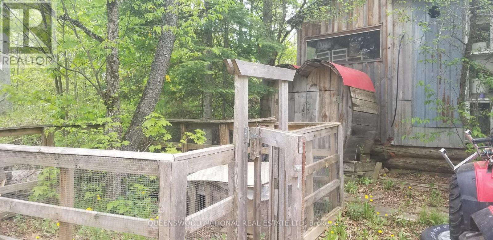 205 ROCKINGHAM ROAD - 2