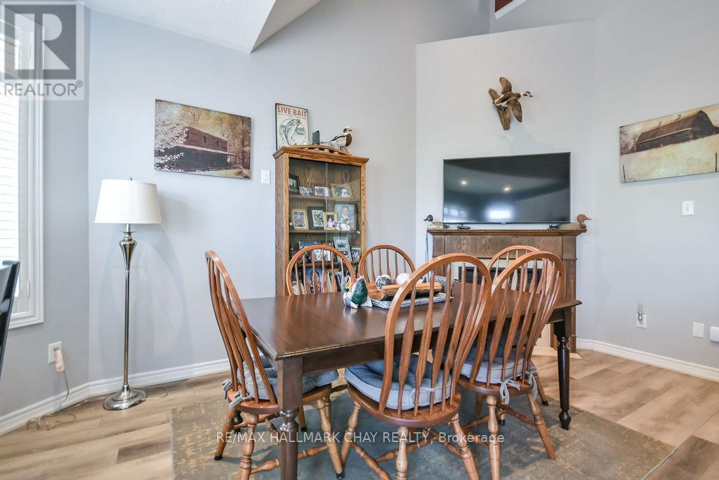 34 MEADOWOOD DRIVE - 13