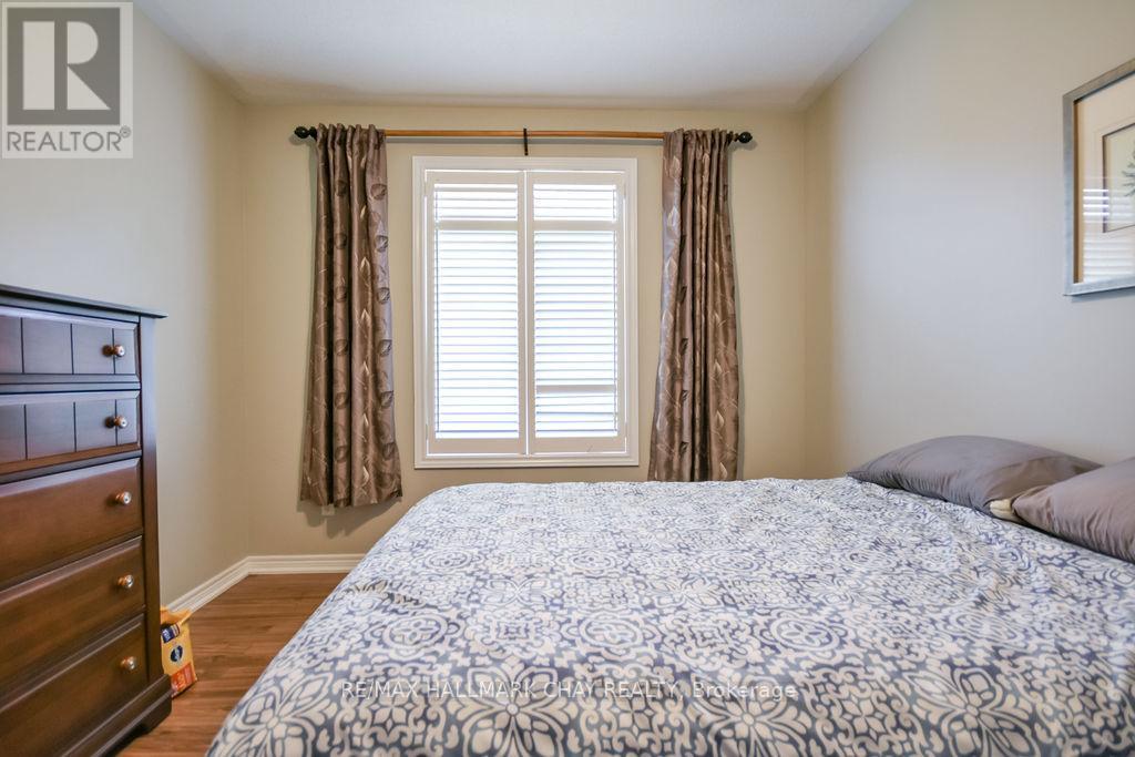 34 MEADOWOOD DRIVE - 21
