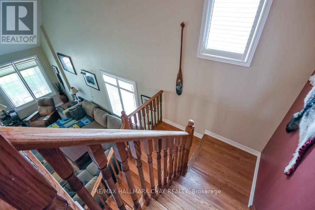 34 MEADOWOOD DRIVE - 25