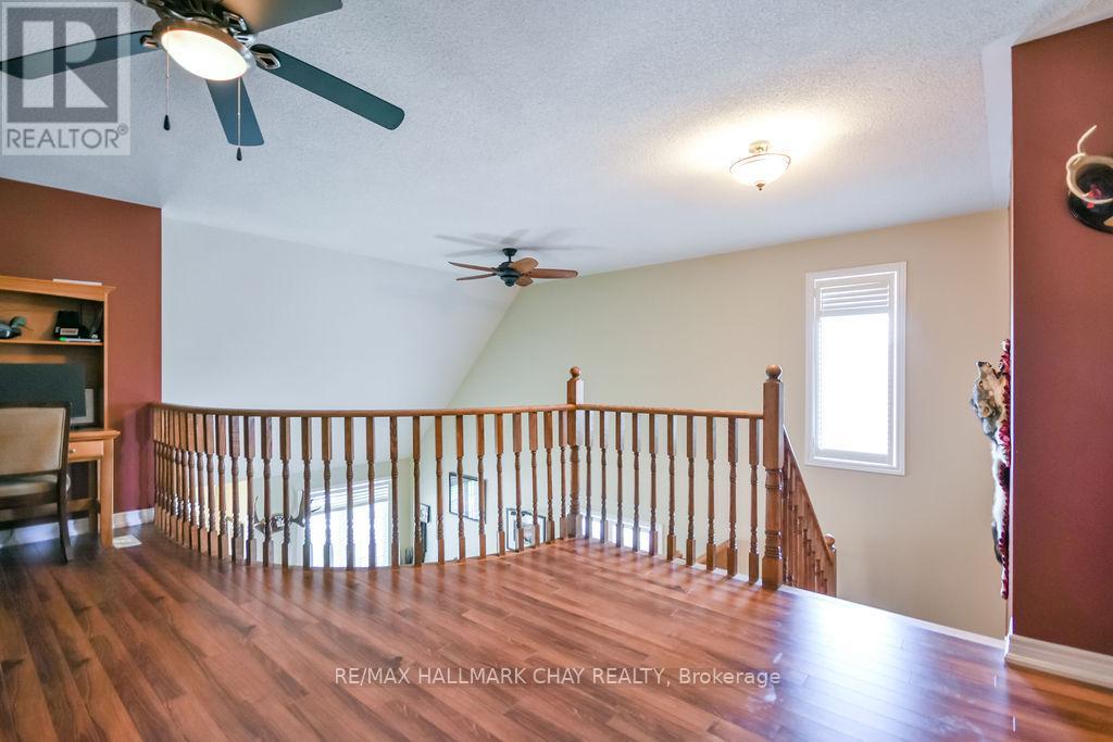 34 MEADOWOOD DRIVE - 26