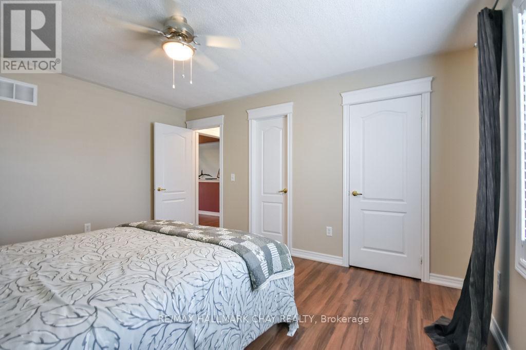 34 MEADOWOOD DRIVE - 31