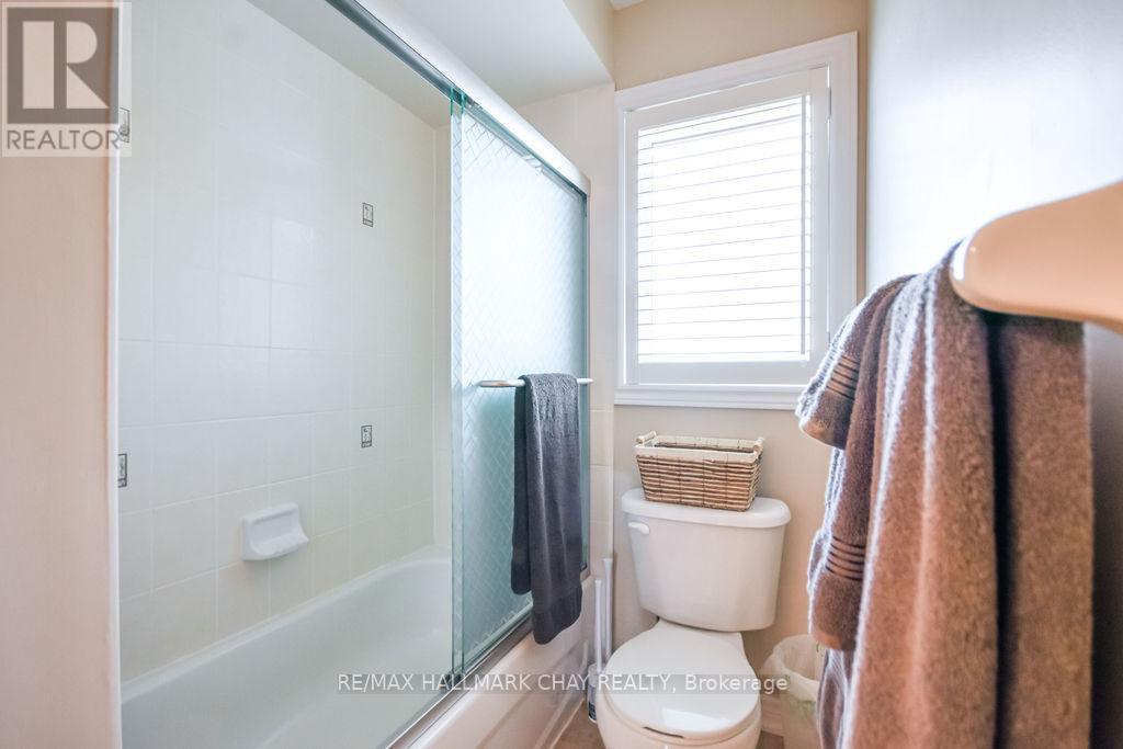 34 MEADOWOOD DRIVE - 33