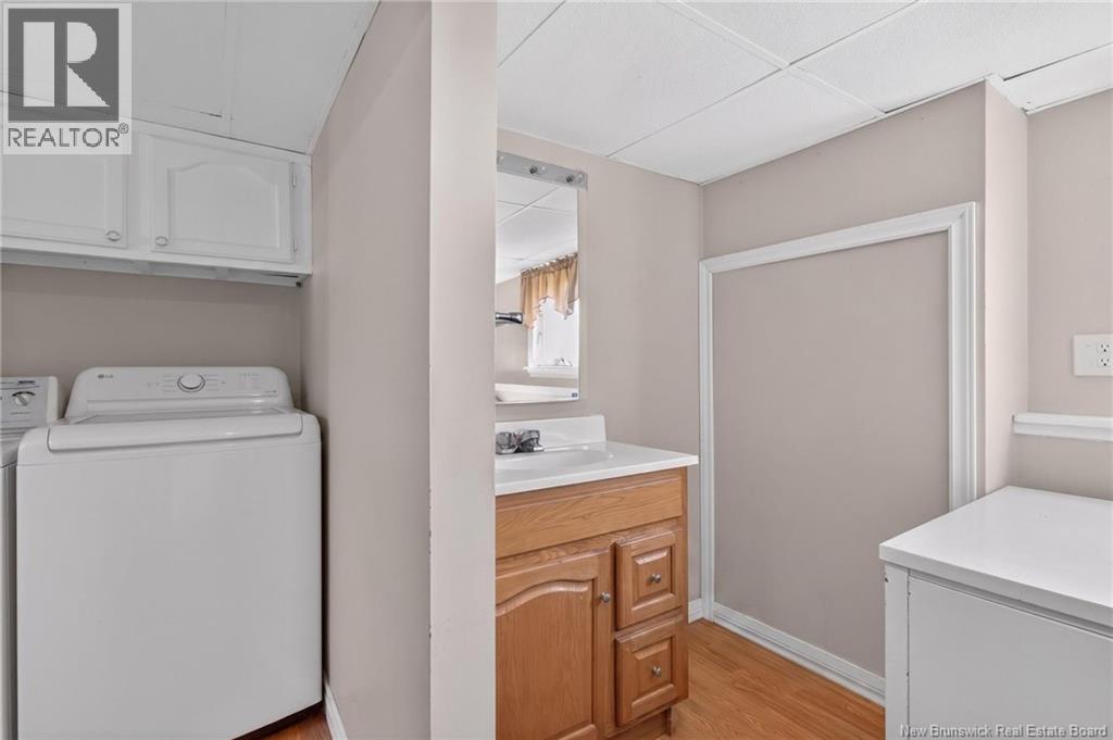 1090 Perry Road - 34