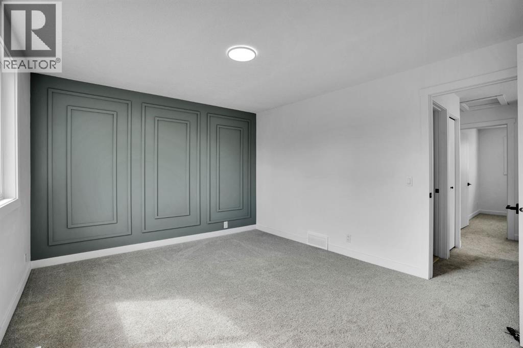 6471 54 Street NE - 23