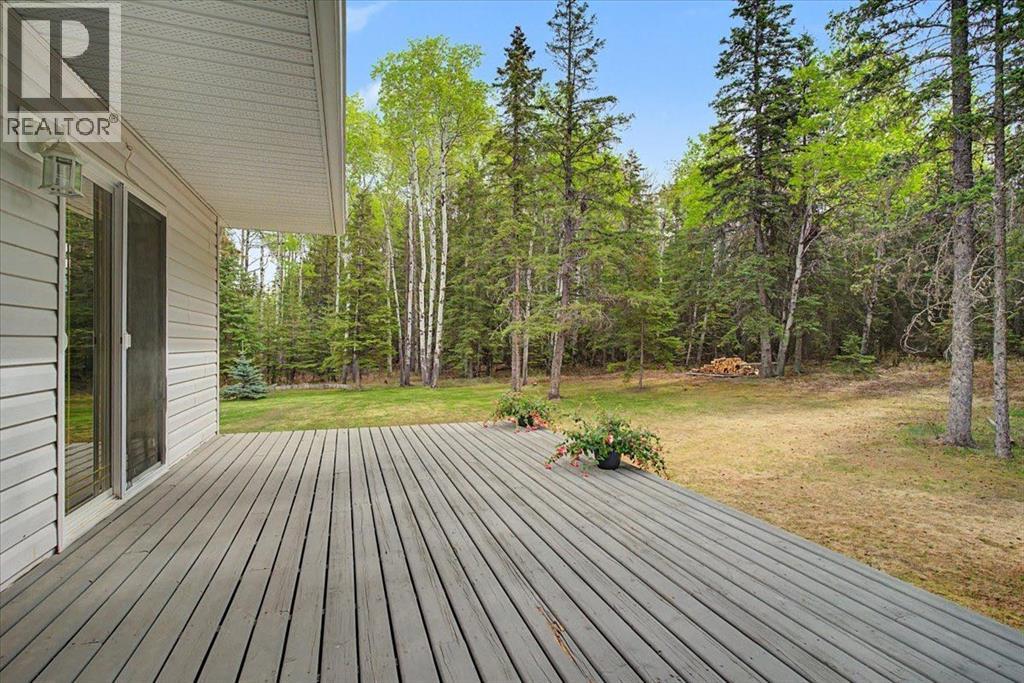 13 742033 53 Range Road — photo 7