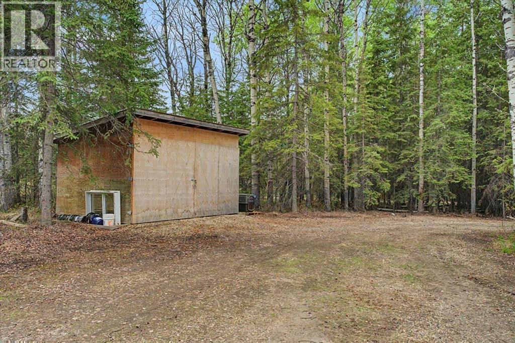 13 742033 53 Range Road — photo 43