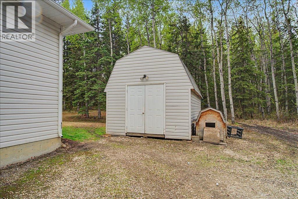 13 742033 53 Range Road — photo 42