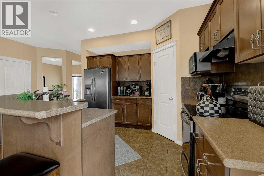 8837 89 Avenue - 4