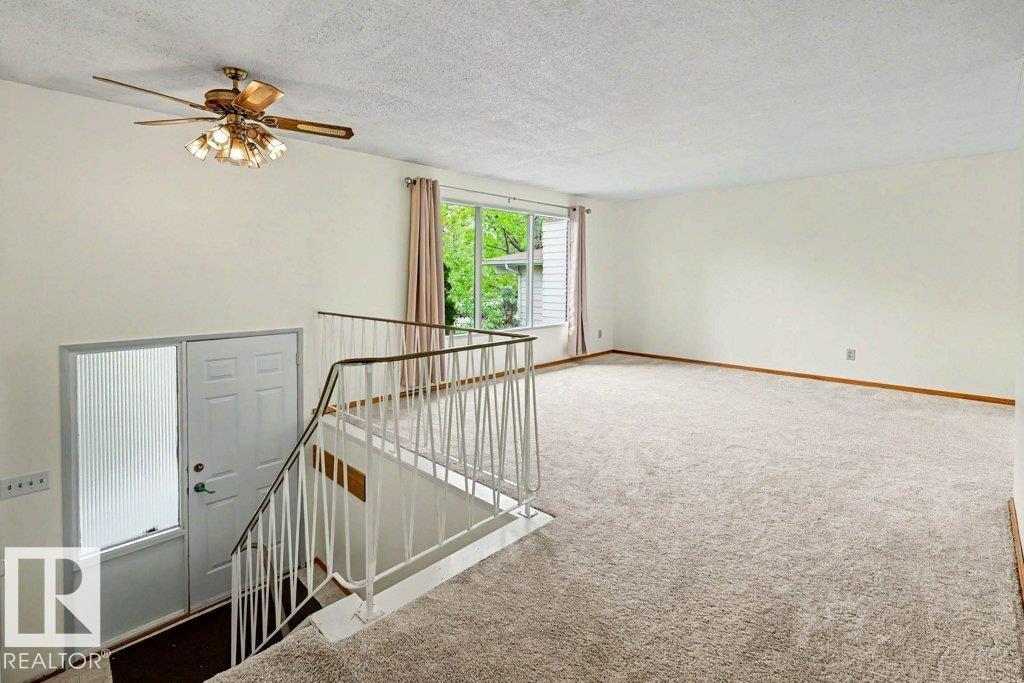 23 ALLISON PL - 4