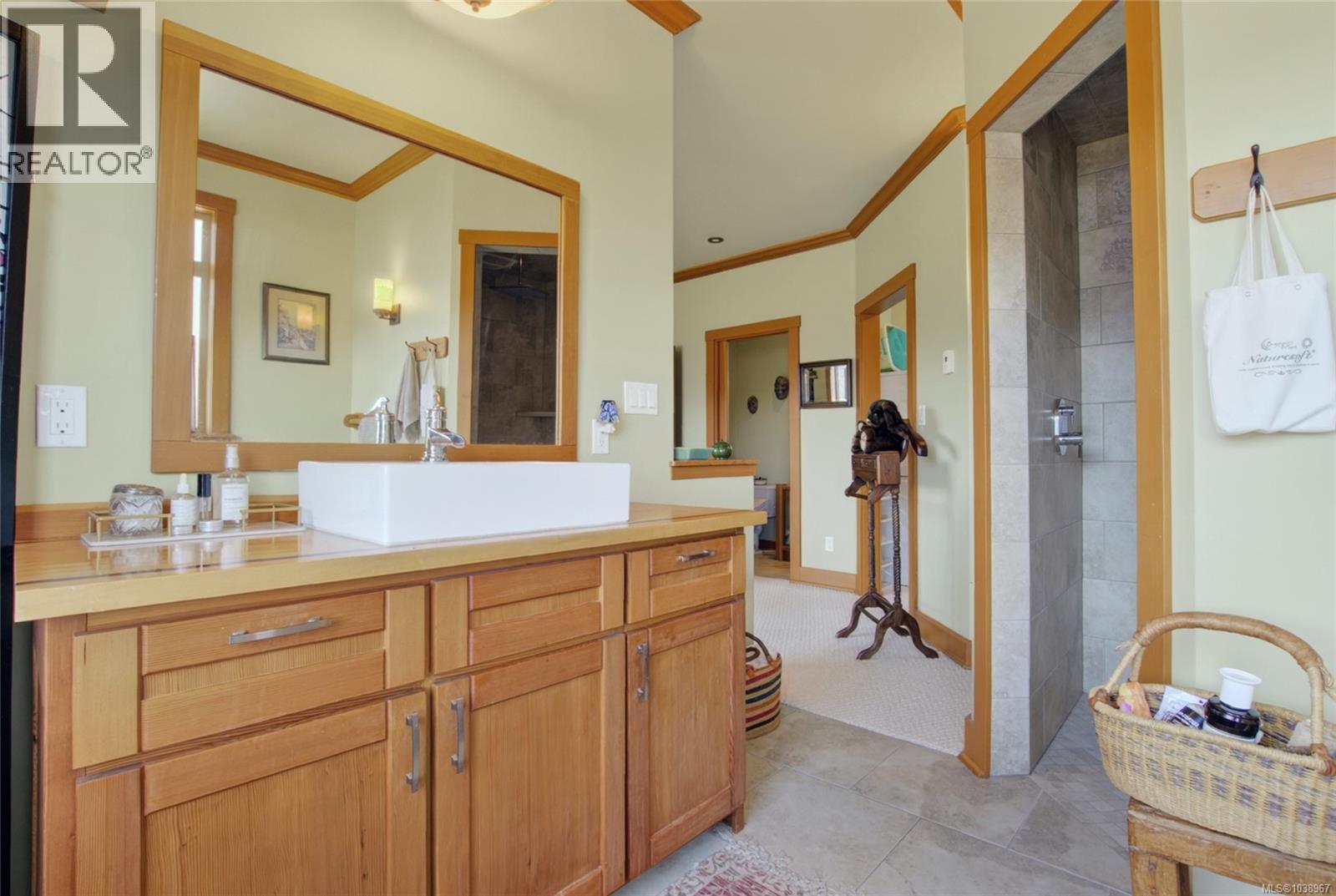 4 1060 Shore Pine Close, Duncan