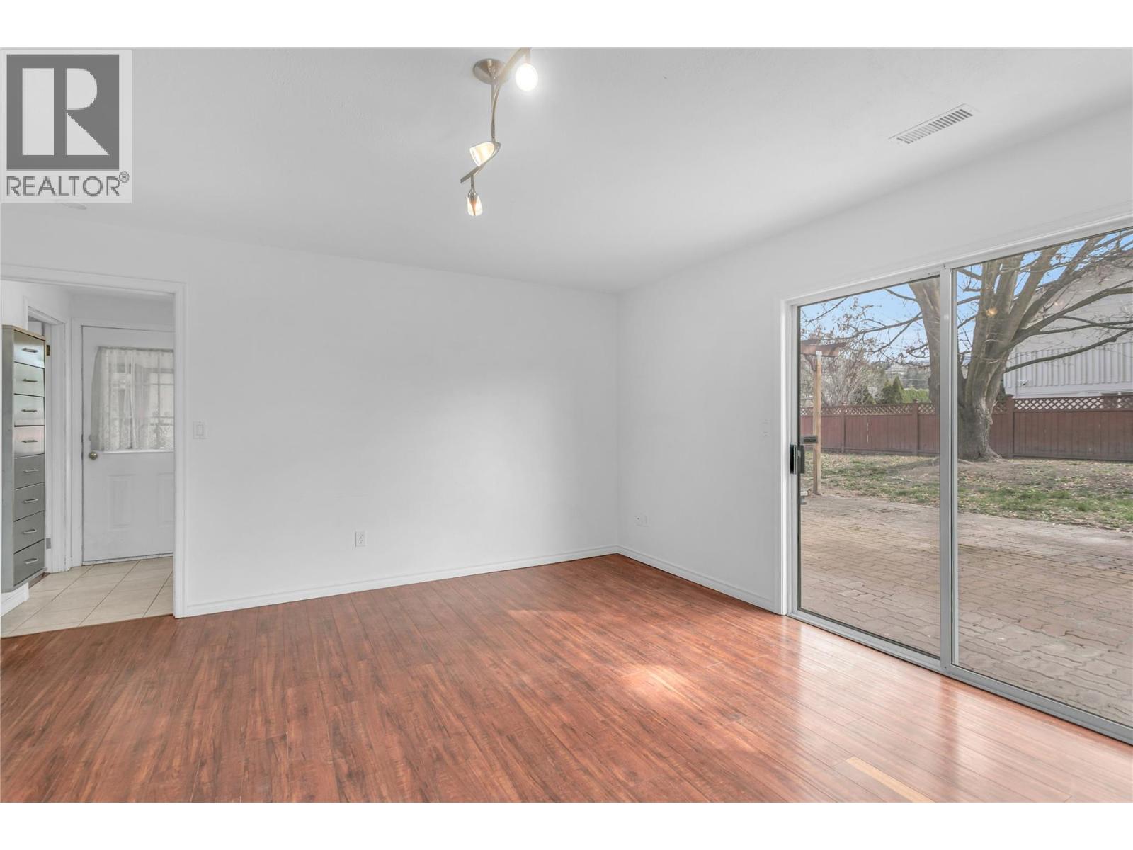 693 Paret Place - 20