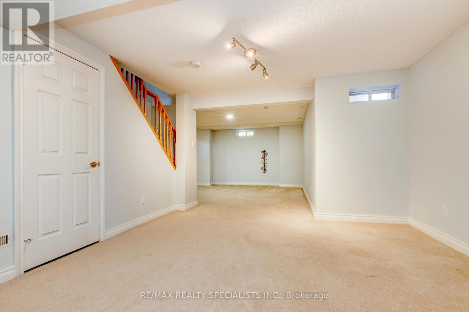 #66 5480 GLEN ERIN DRIVE - 33
