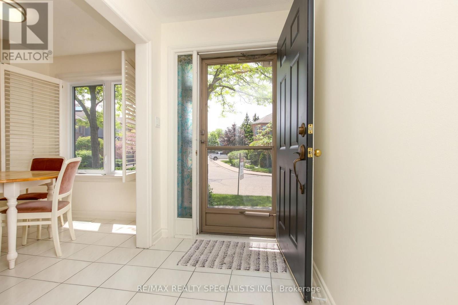 #66 5480 GLEN ERIN DRIVE - 4