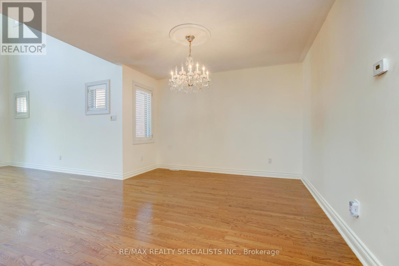 #66 5480 GLEN ERIN DRIVE - 8