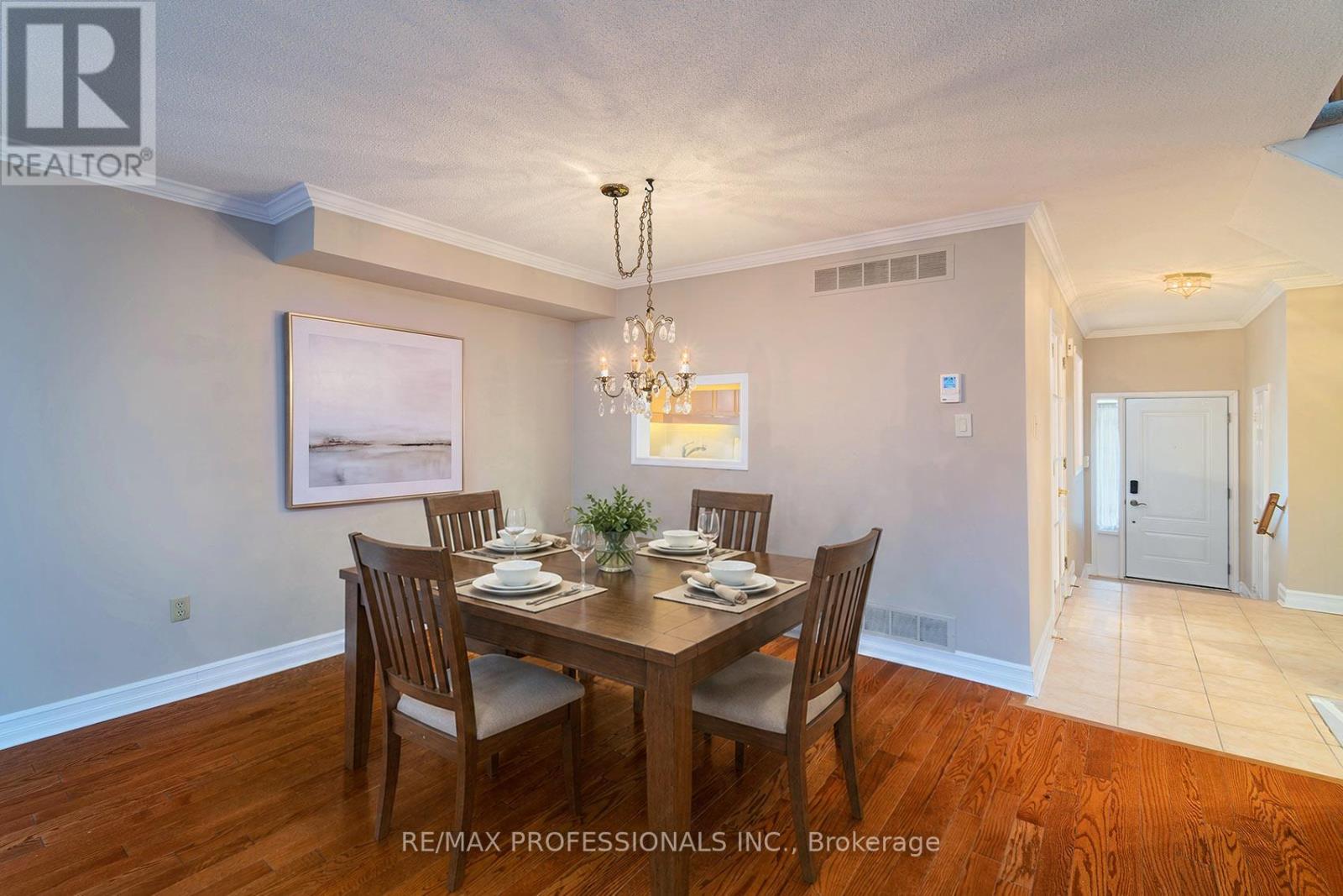 7 TAMARACK CIRCLE - 13